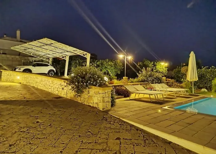 Elenoire * Corsano (Apulia)